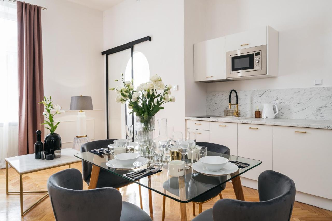 Luna Apartment - Loftaffair كراكوفيا المظهر الخارجي الصورة